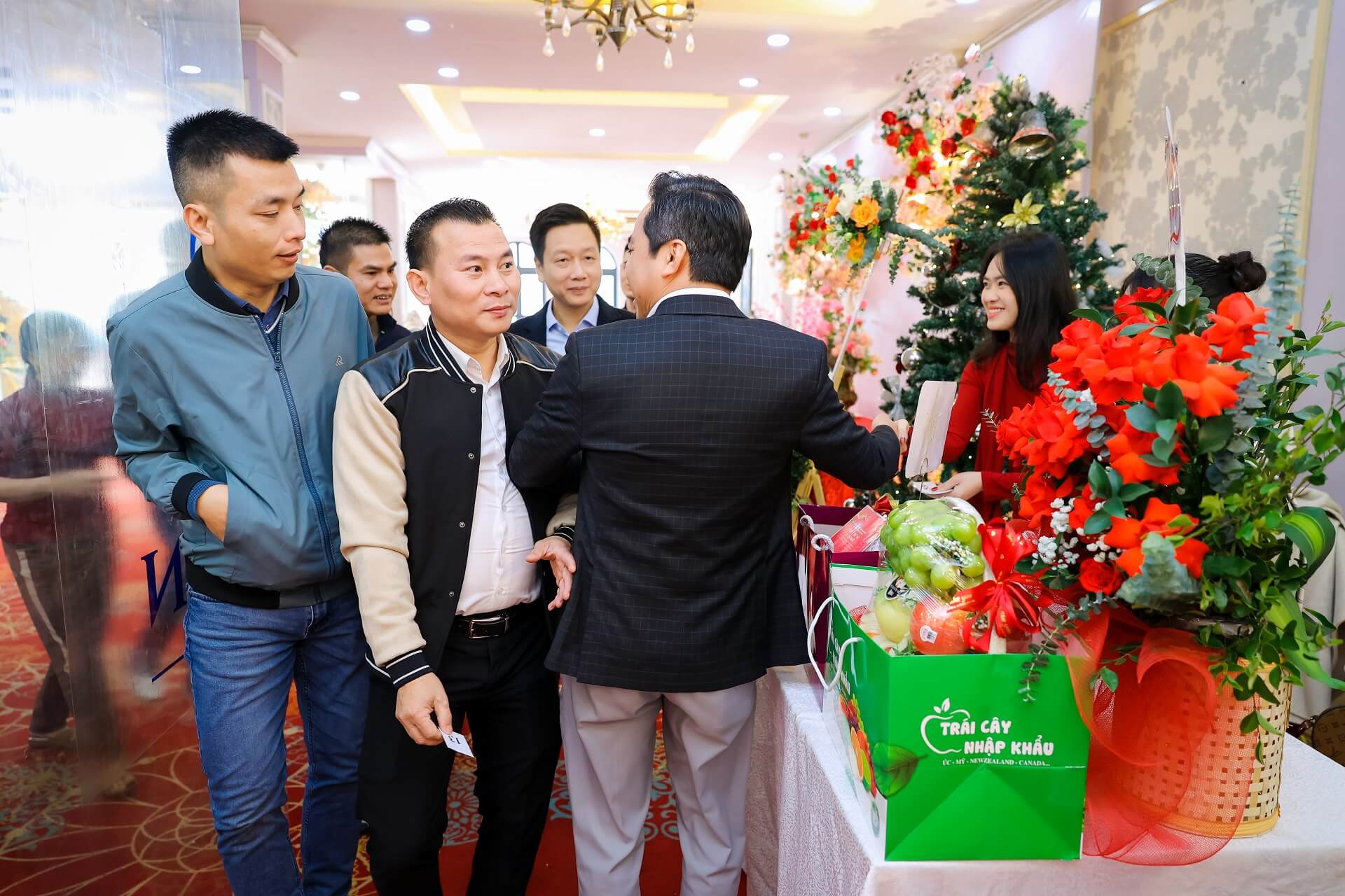Check-in và nhận những con số may mắn