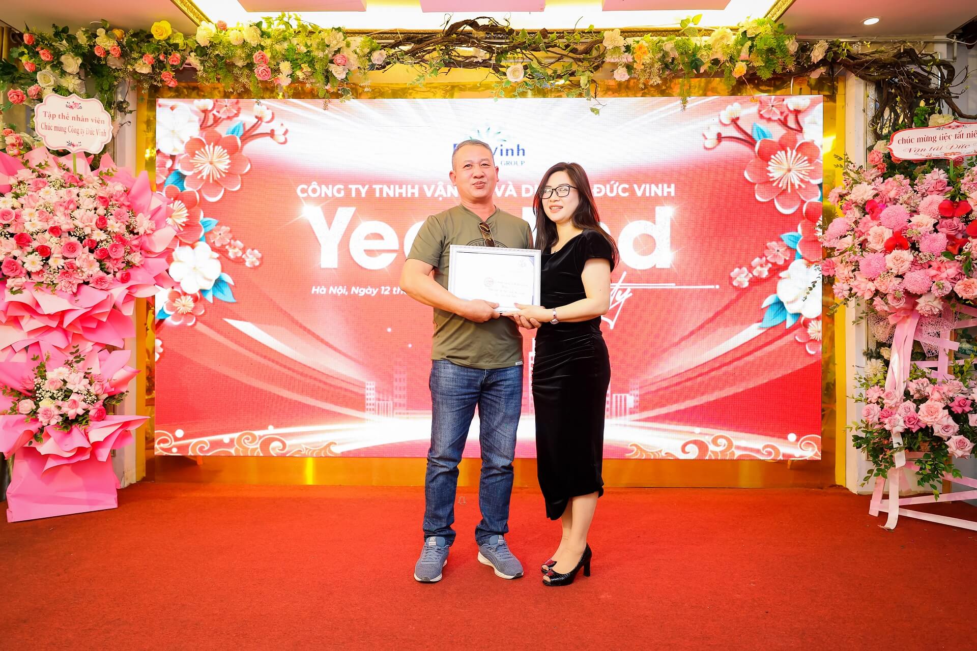 Trao giải cá nhân: NV Vạn Dặm Bình An - Anh Cao Xuân Toàn (Bộ phận Lái xe)