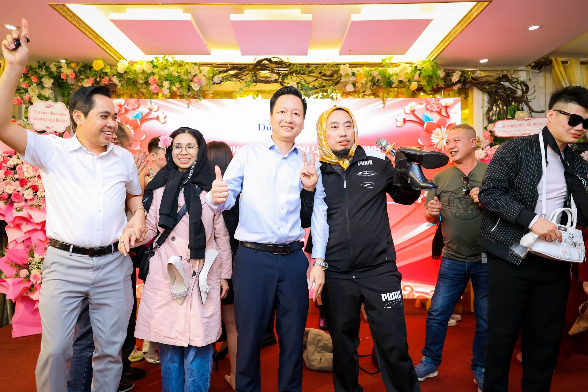 Nhưng vẫn chưa phân định được Ai Xinh Đẹp Nhất
